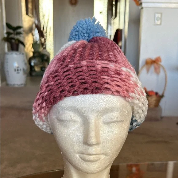 Handmade Blue and Green Knit Beanie - Picture 6 of 10